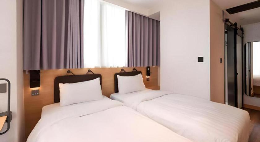 Harbour Bay Hotel 3*